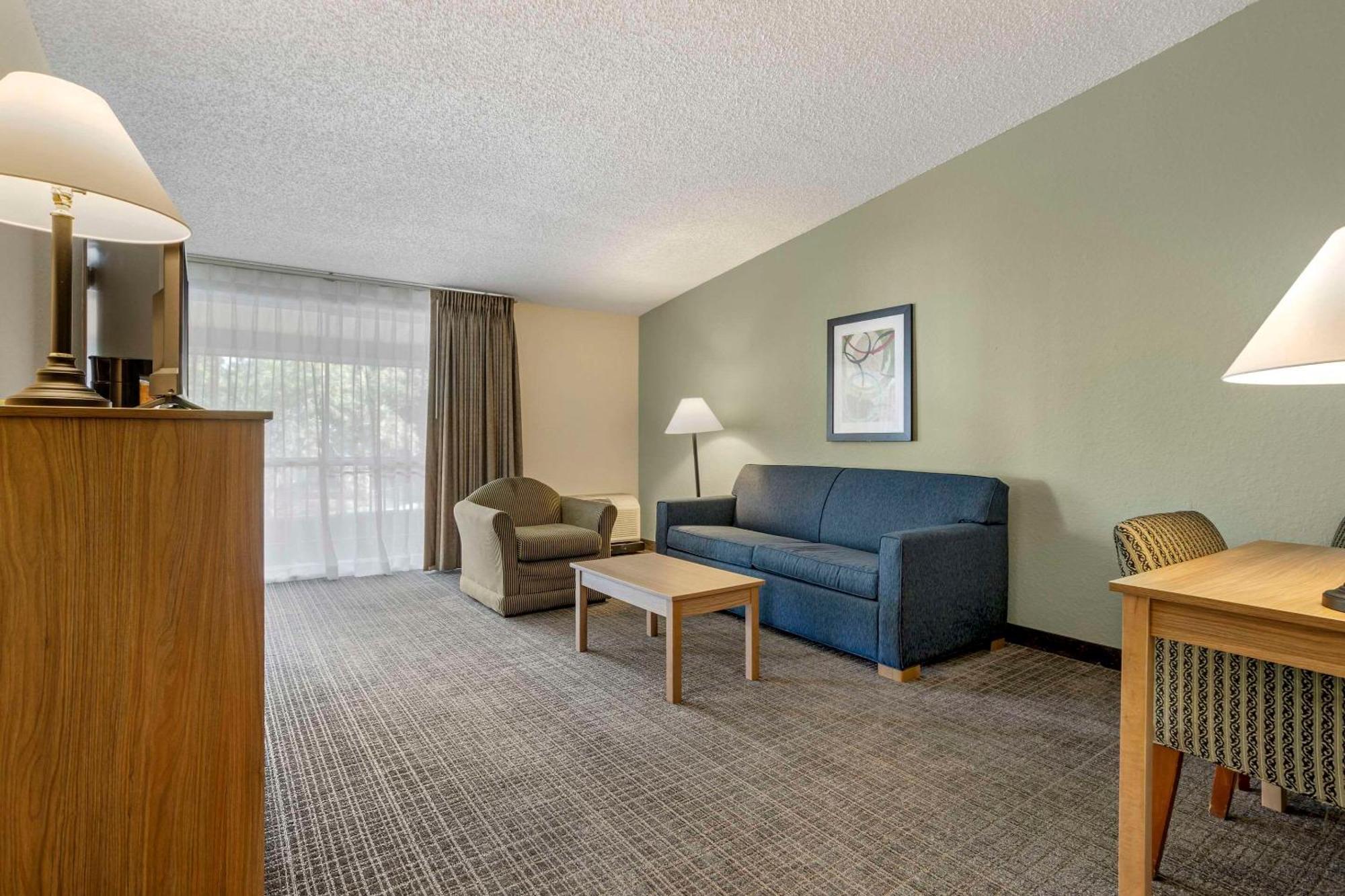 Quality & Nrg Park - Medical Center 3*