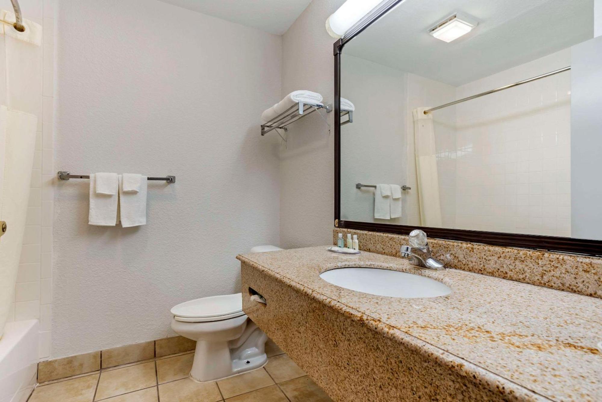 Quality & Nrg Park - Medical Center 3*